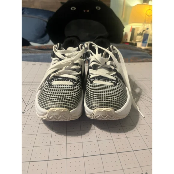 Kids' Nike Basketball Shoes Black/White Size 6.5Y